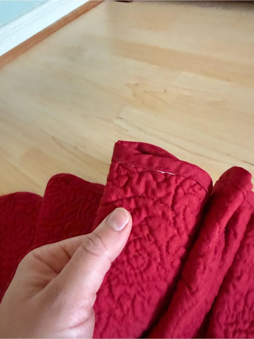 Quilted Dining Placemats in Deep Red - Set of 8
